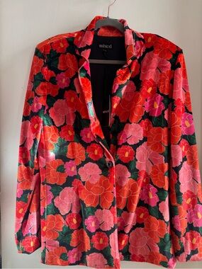 Mixed Velvet Floral Full Suit in Red & Pink